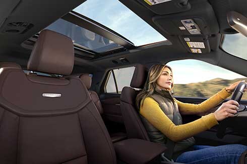 Cómodo interior rediseñado de Ford Explorer 2025, SUV de Gran Tecnología